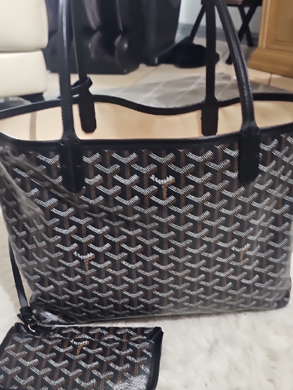 Goyard Black Patterned Tote Bag with Pouch Pre-owned - Picture 8 of 16